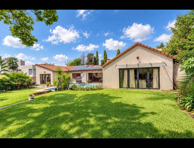 4 BEDROOM PROPERTY TO RENT IN FOURWAYS GARDENS